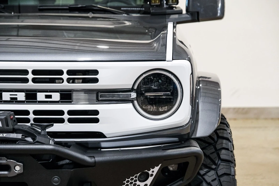 2025 Ford Bronco 6th Gen - Image 3 of 12