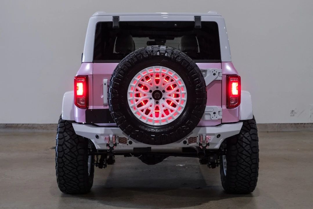 2025 Ford Bronco 6th Gen - Image 10 of 12
