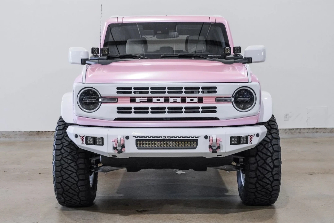 2025 Ford Bronco 6th Gen - Image 2 of 12
