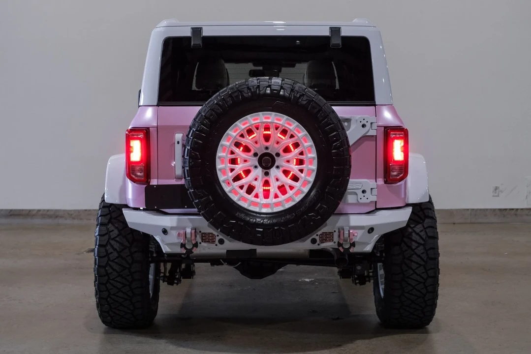 2025 Ford Bronco 6th Gen - Image 10 of 12