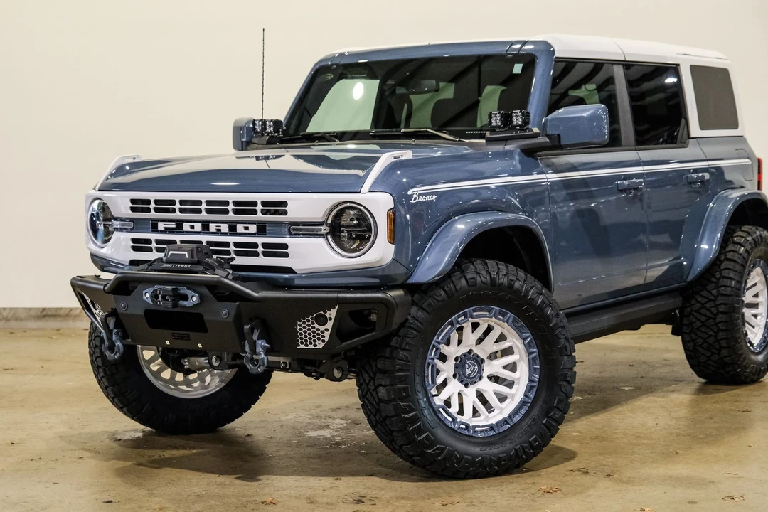 2025 Ford Bronco 6th Gen - Image 5 of 12