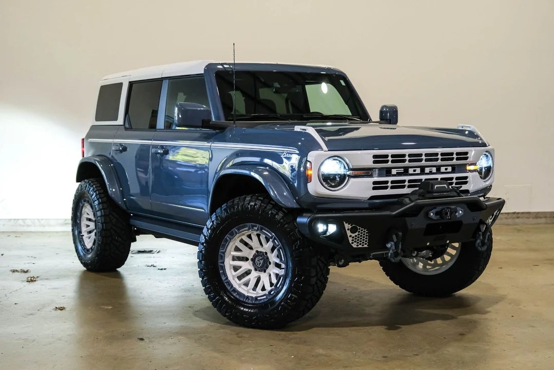 2025 Ford Bronco 6th Gen - Image 5 of 12