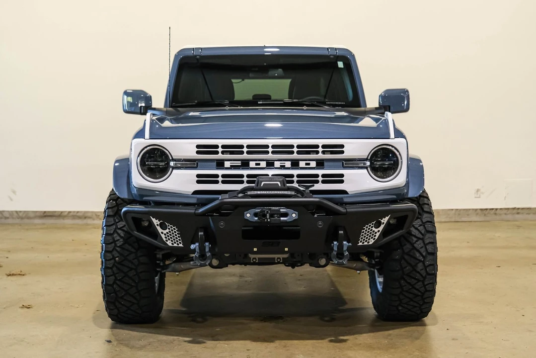 2025 Ford Bronco 6th Gen - Image 2 of 12