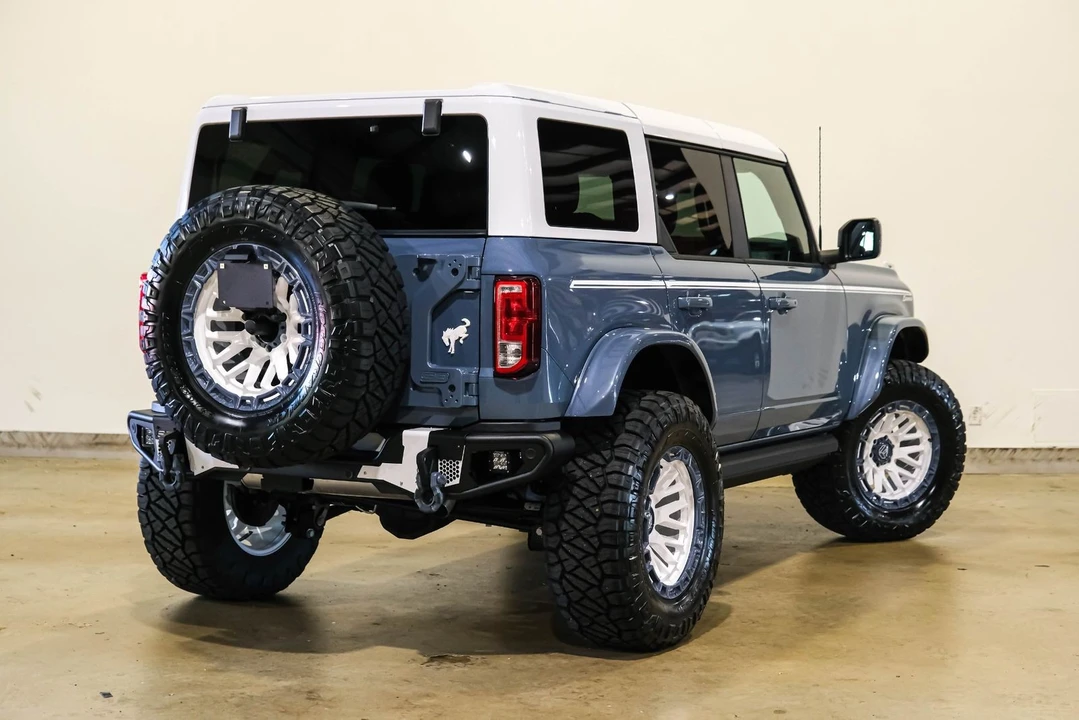 2025 Ford Bronco 6th Gen - Image 6 of 12