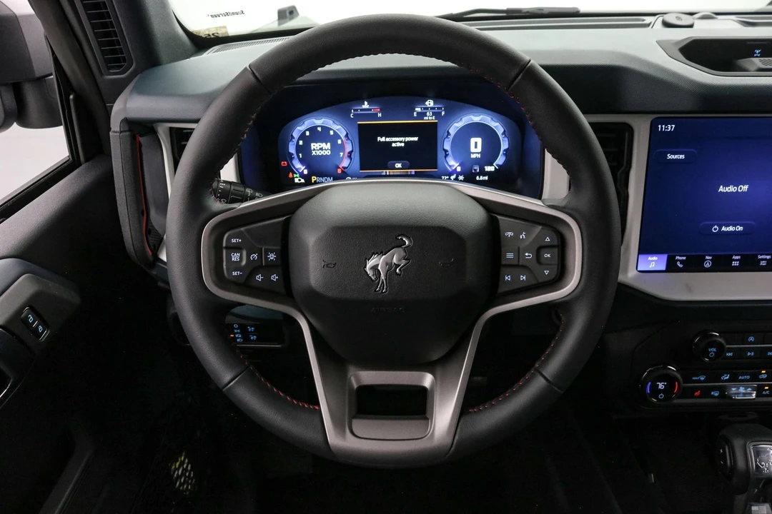2025 Ford Bronco 6th Gen - Image 18 of 21