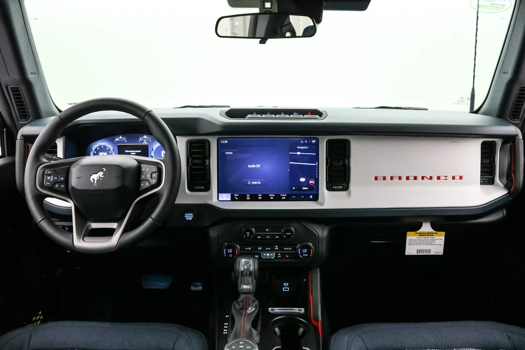 2025 Ford Bronco 6th Gen - Image 20 of 21