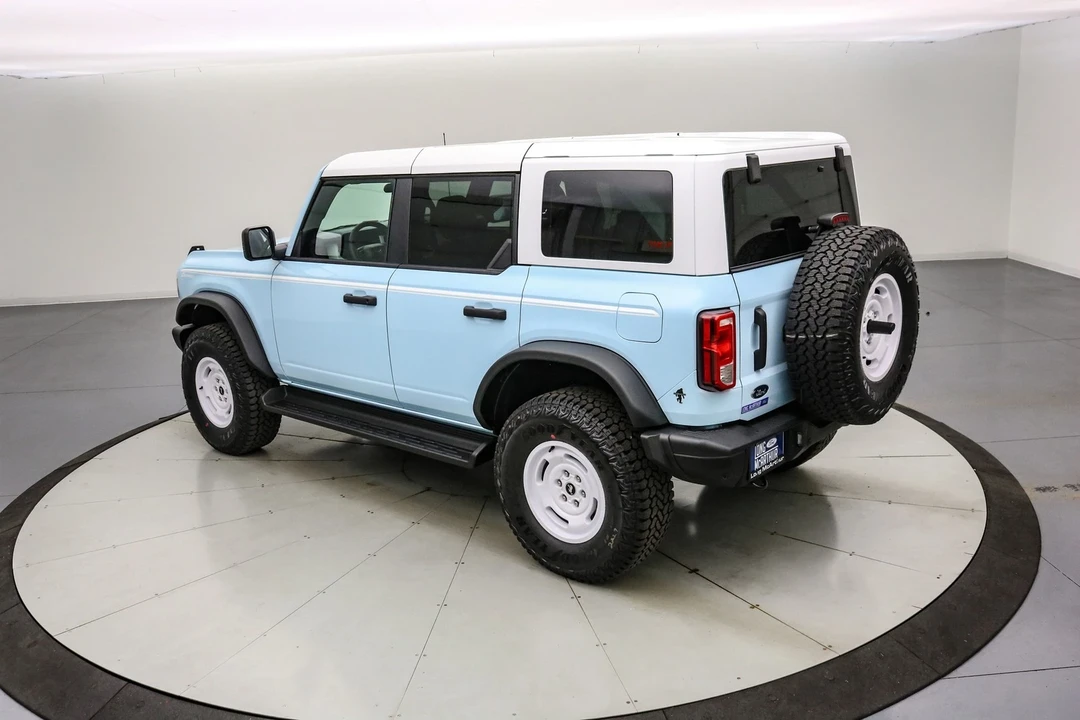 2025 Ford Bronco 6th Gen - Image 7 of 21