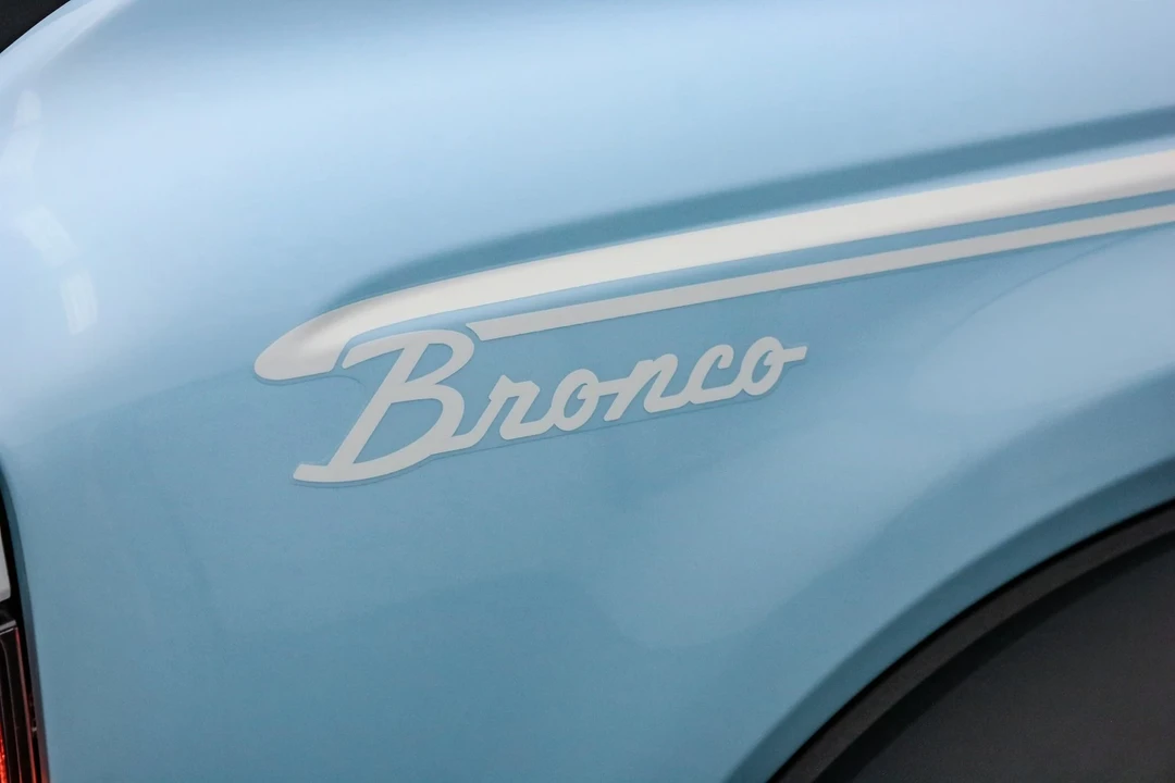 2025 Ford Bronco 6th Gen - Image 13 of 21
