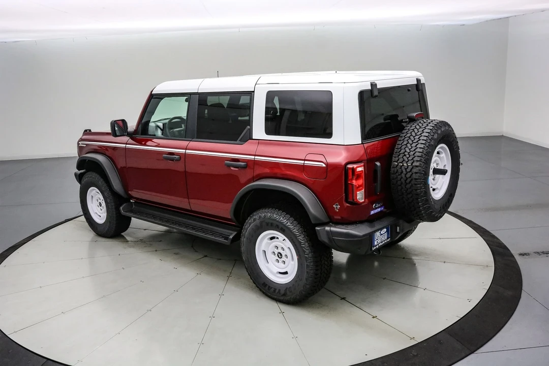 2025 Ford Bronco 6th Gen - Image 7 of 21