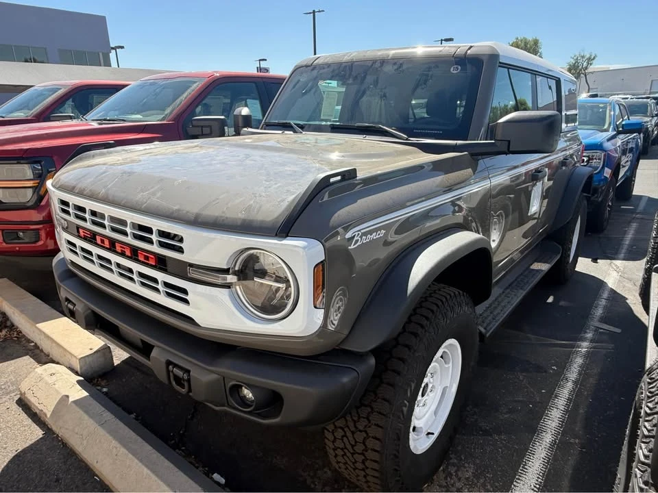 2025 Ford Bronco 6th Gen - Image 6 of 6