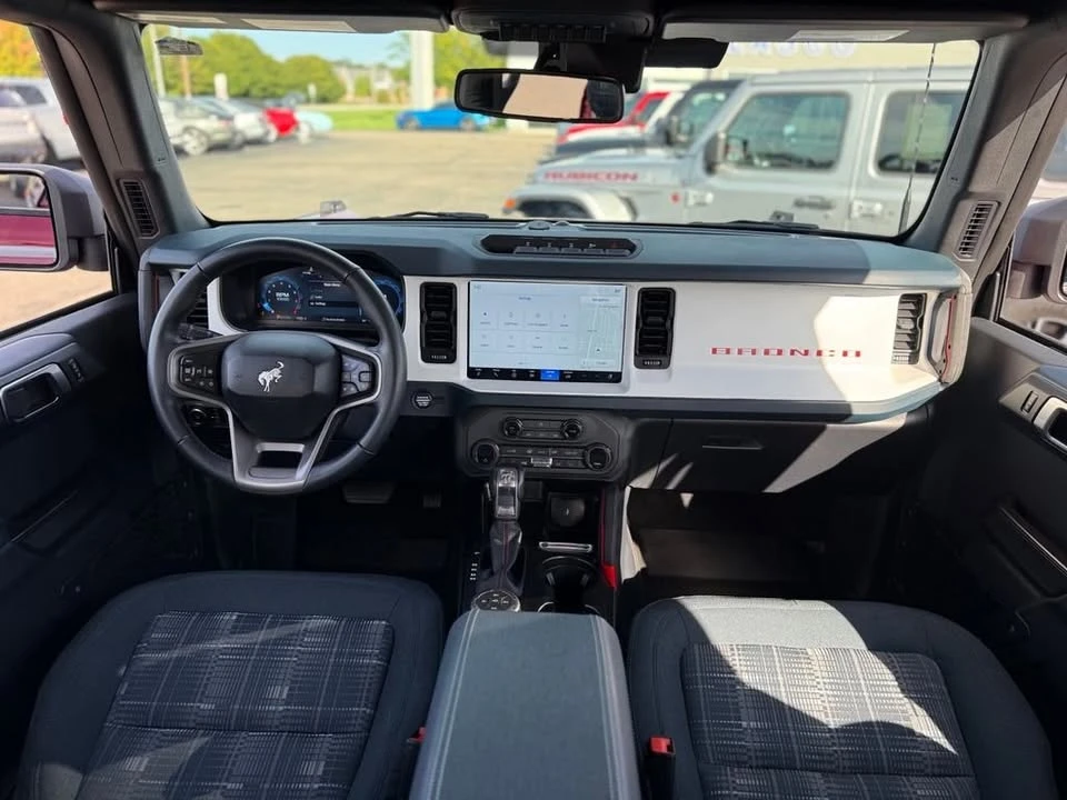 2025 Ford Bronco 6th Gen - Image 2 of 20
