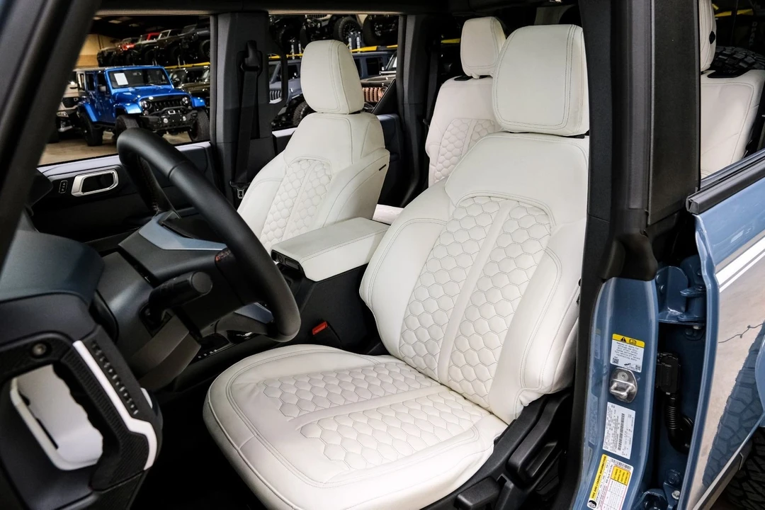 2025 Ford Bronco 6th Gen - Image 12 of 12