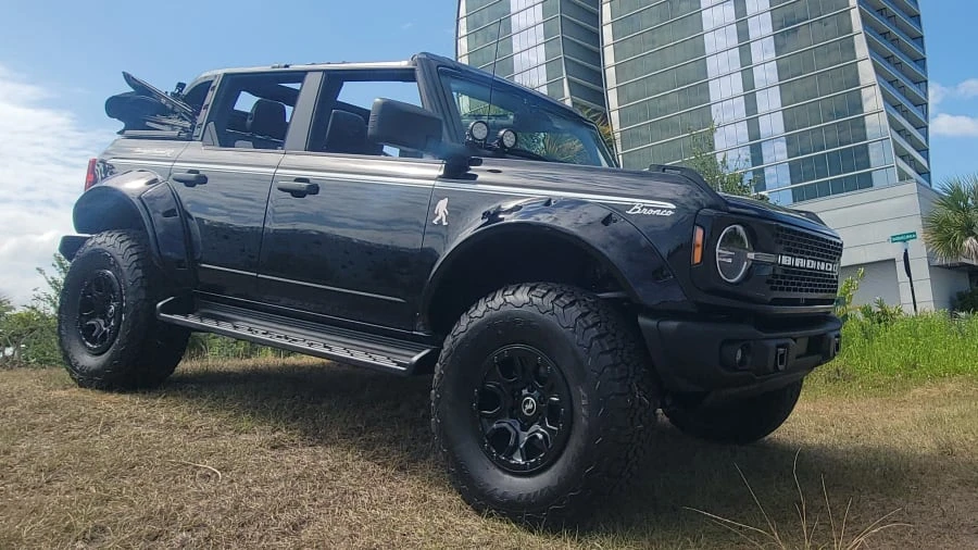 2025 Ford Bronco 6th Gen - Image 6 of 17