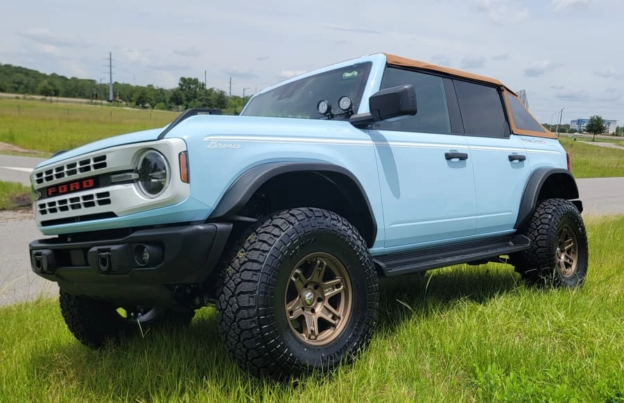 2025 Ford Bronco 6th Gen - Image 9 of 27