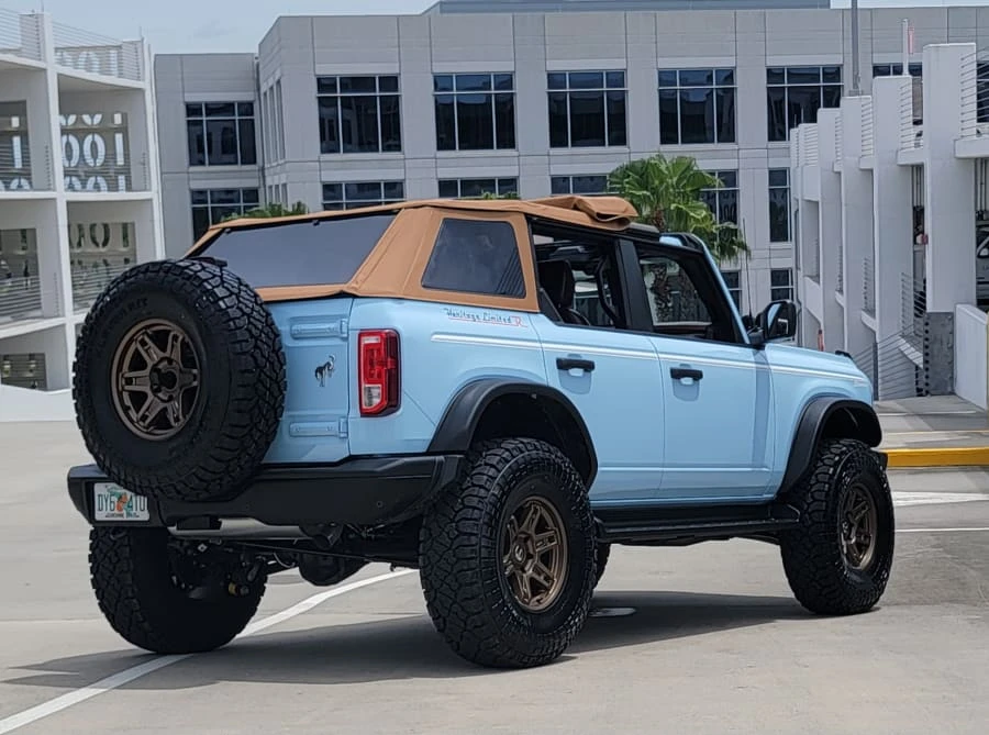2025 Ford Bronco 6th Gen - Image 16 of 27