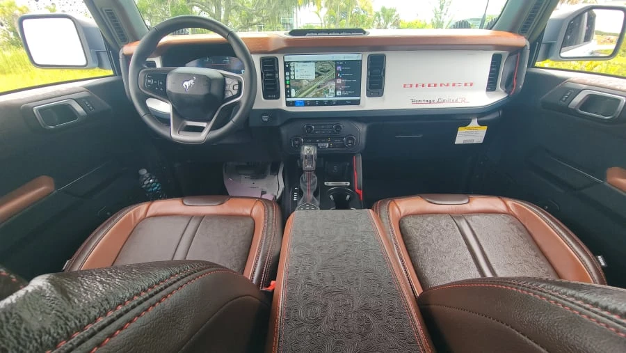 2025 Ford Bronco 6th Gen - Image 27 of 27