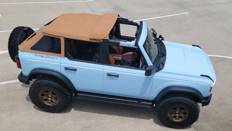 2025 Ford Bronco 6th Gen - Image 17 of 27
