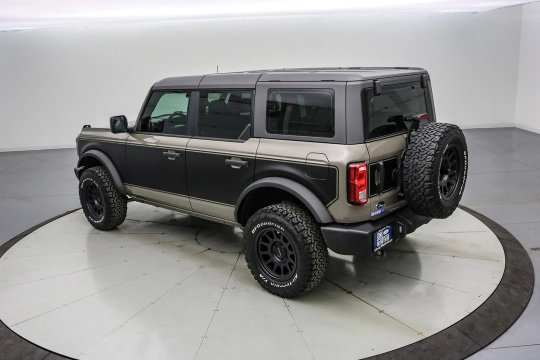2025 Ford Bronco 6th Gen - Image 8 of 21