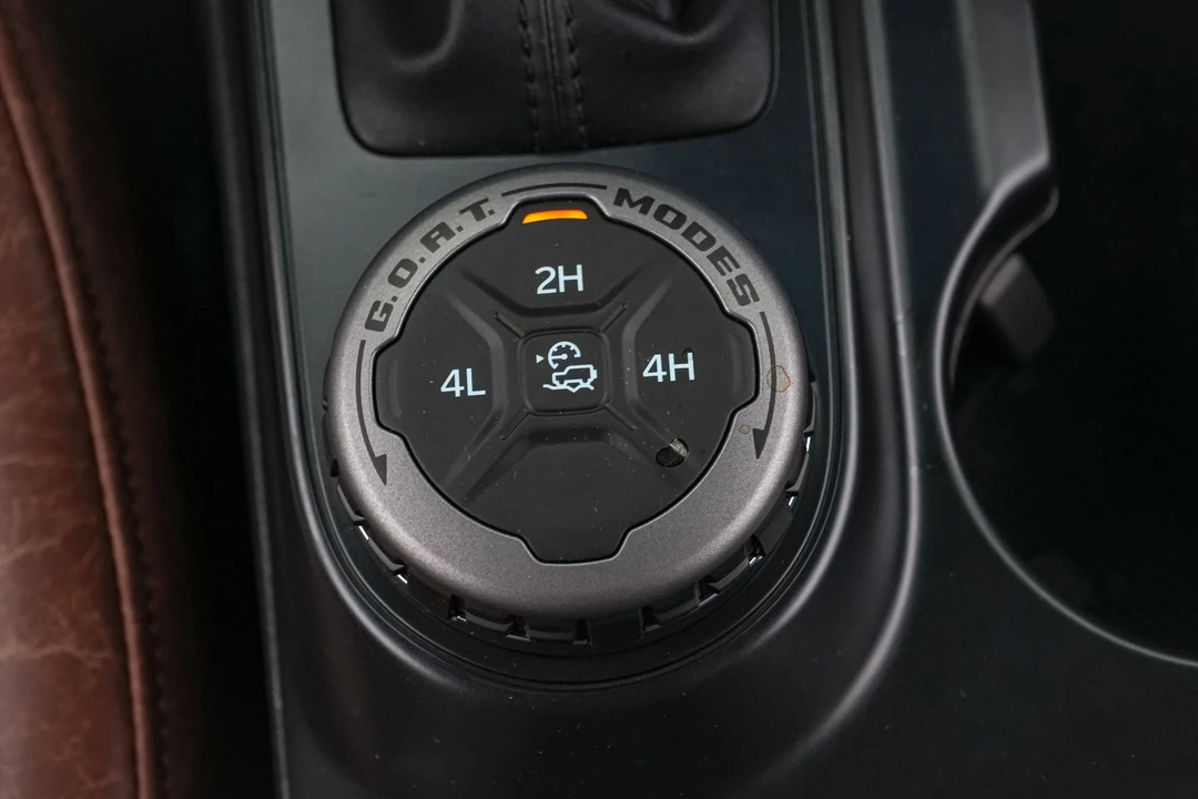 2025 Ford Bronco 6th Gen - Image 25 of 31