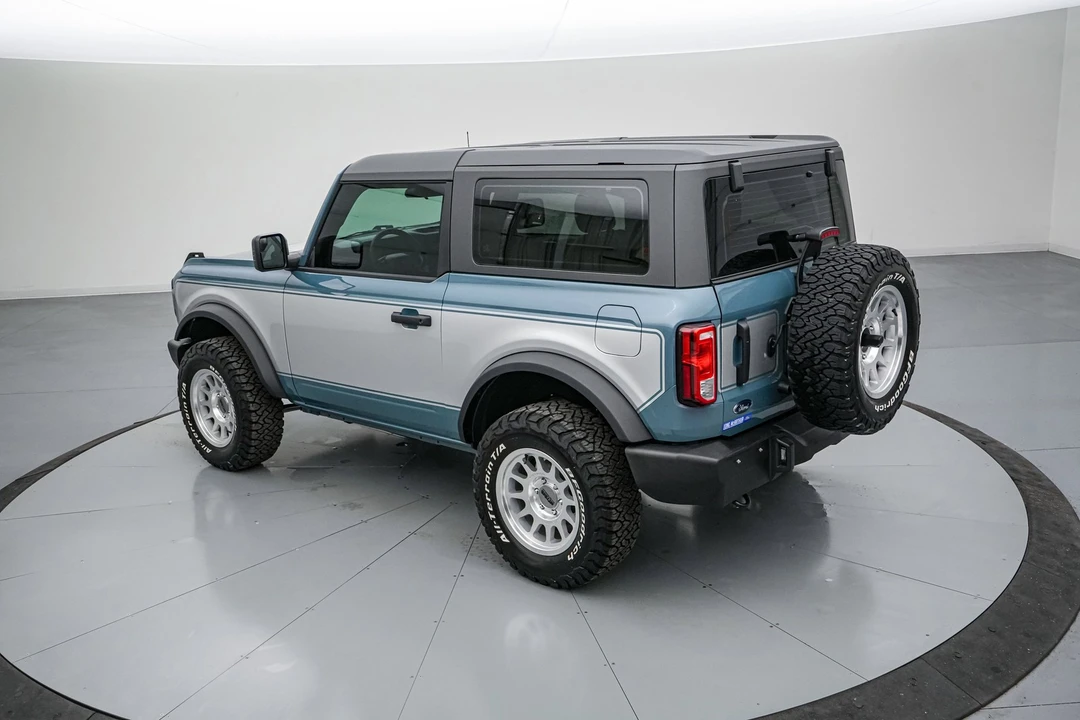 2025 Ford Bronco 6th Gen - Image 7 of 31
