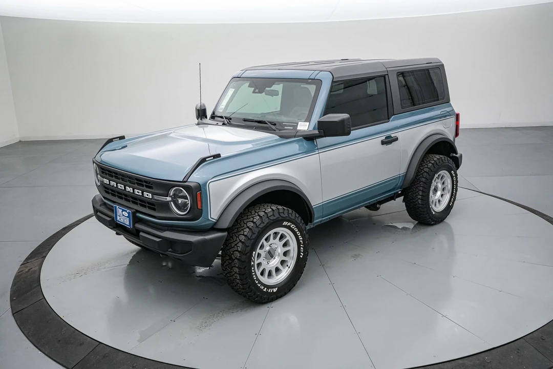 2025 Ford Bronco 6th Gen - Image 9 of 21