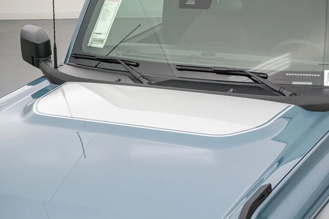 2025 Ford Bronco 6th Gen - Image 12 of 31