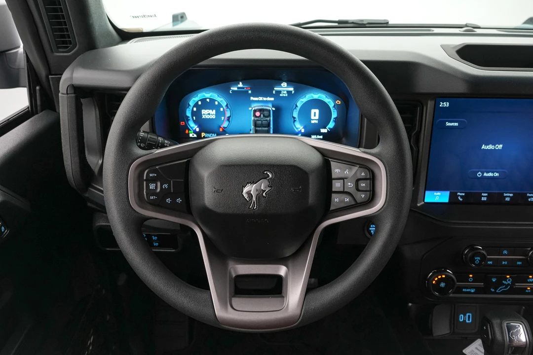 2025 Ford Bronco 6th Gen - Image 21 of 31