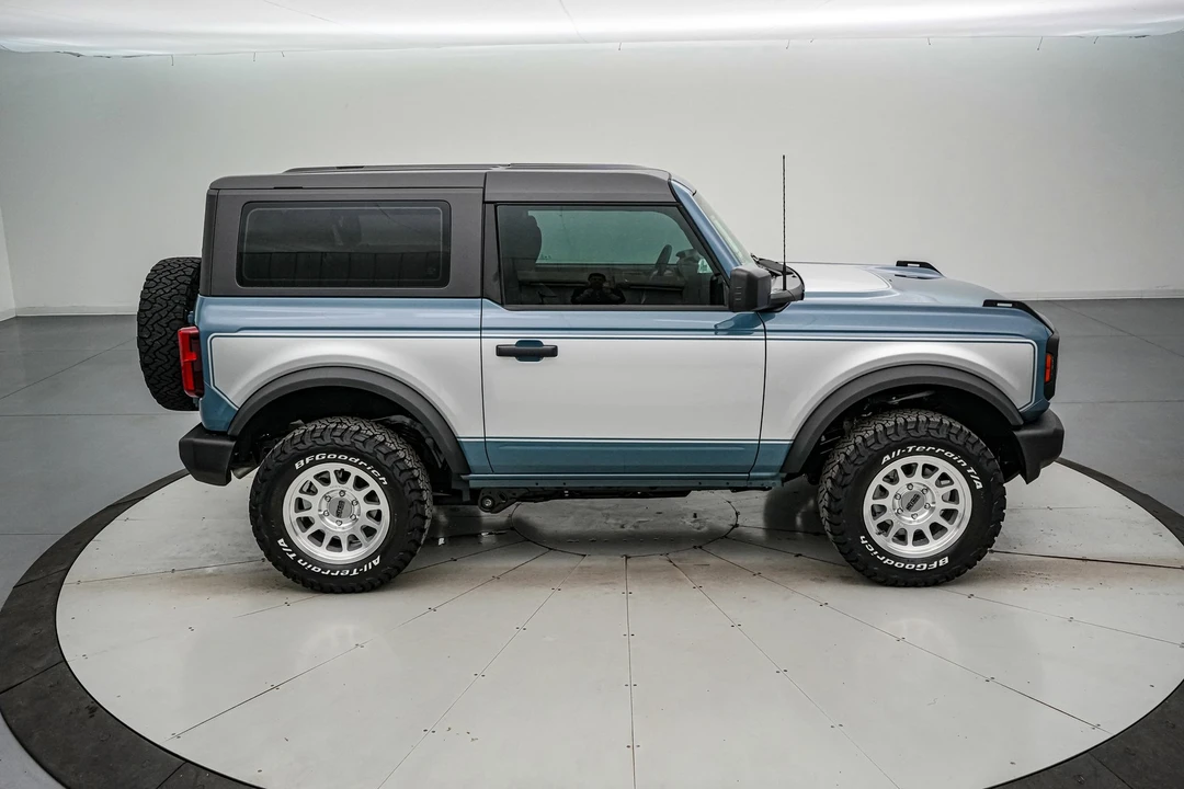 2025 Ford Bronco 6th Gen - Image 5 of 21