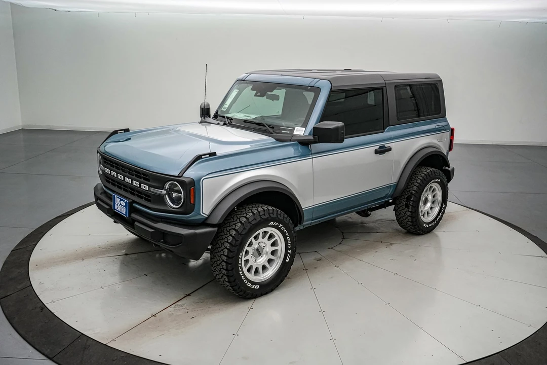 2025 Ford Bronco 6th Gen - Image 10 of 21