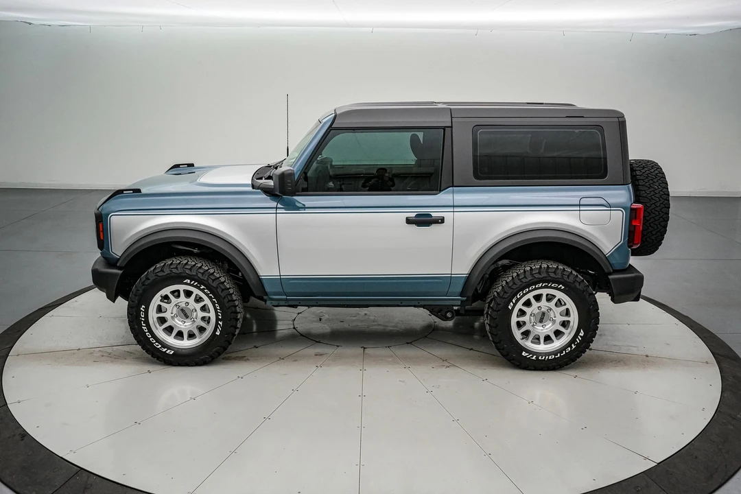 2025 Ford Bronco 6th Gen - Image 9 of 21