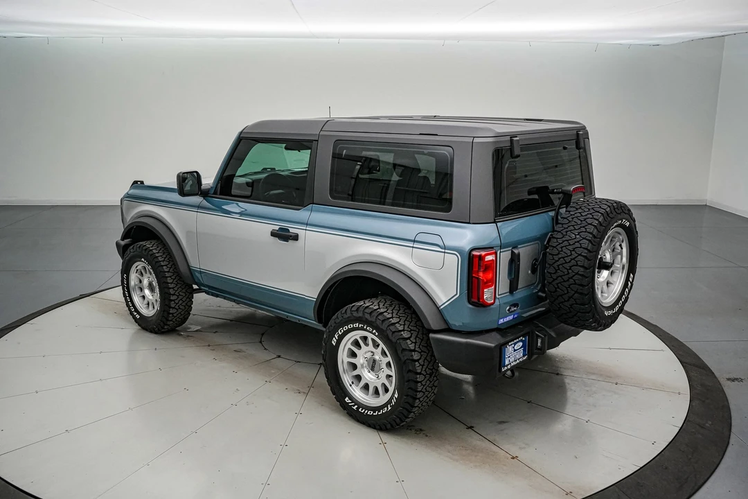 2025 Ford Bronco 6th Gen - Image 8 of 21
