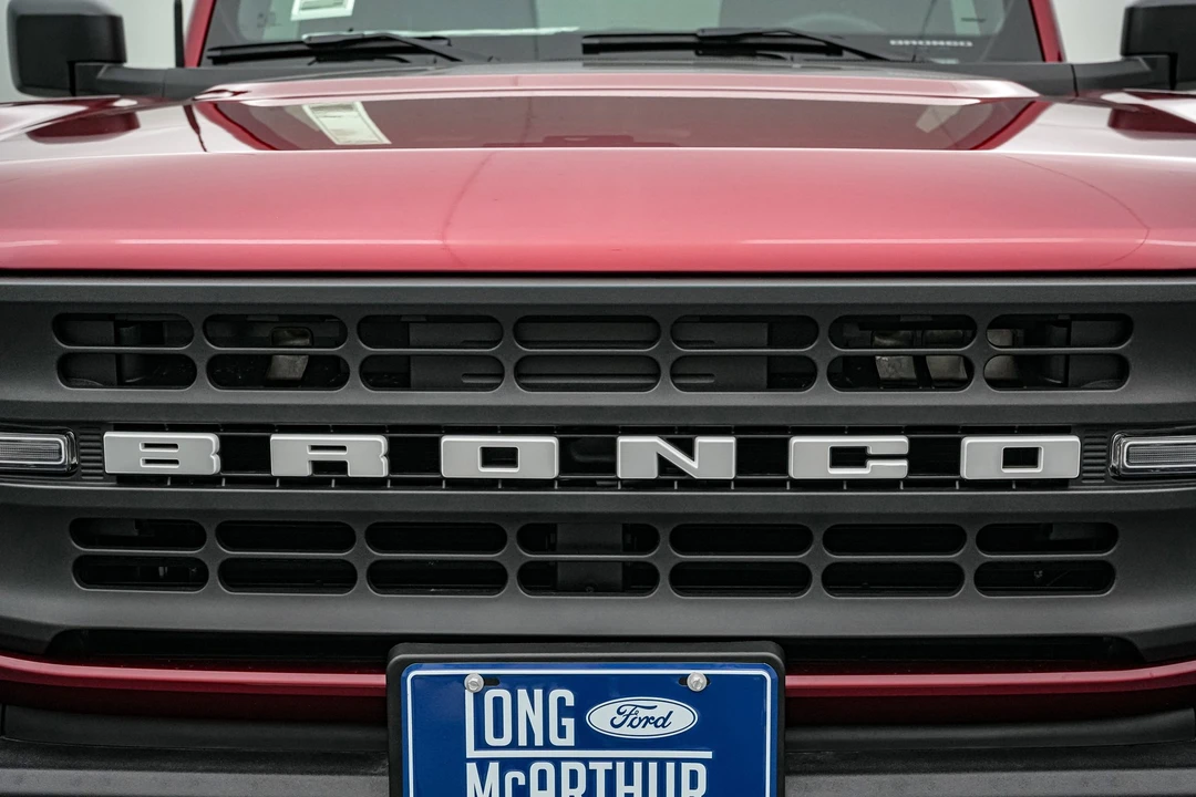 2025 Ford Bronco 6th Gen - Image 14 of 21