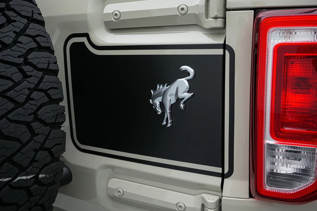 2025 Ford Bronco 6th Gen - Image 20 of 21