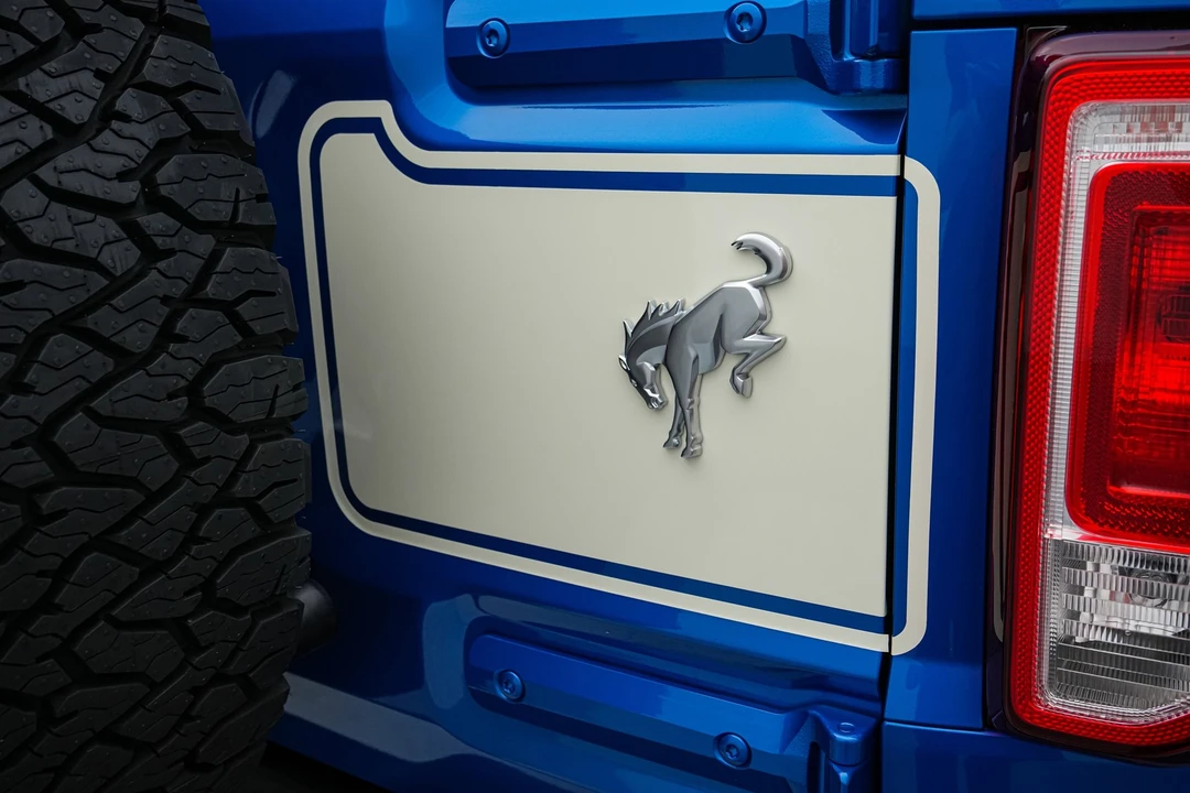 2025 Ford Bronco 6th Gen - Image 19 of 21