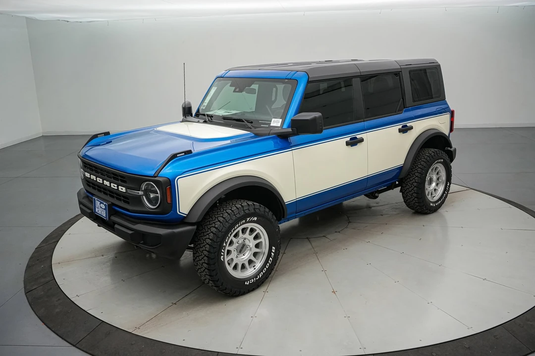 2025 Ford Bronco 6th Gen - Image 10 of 21