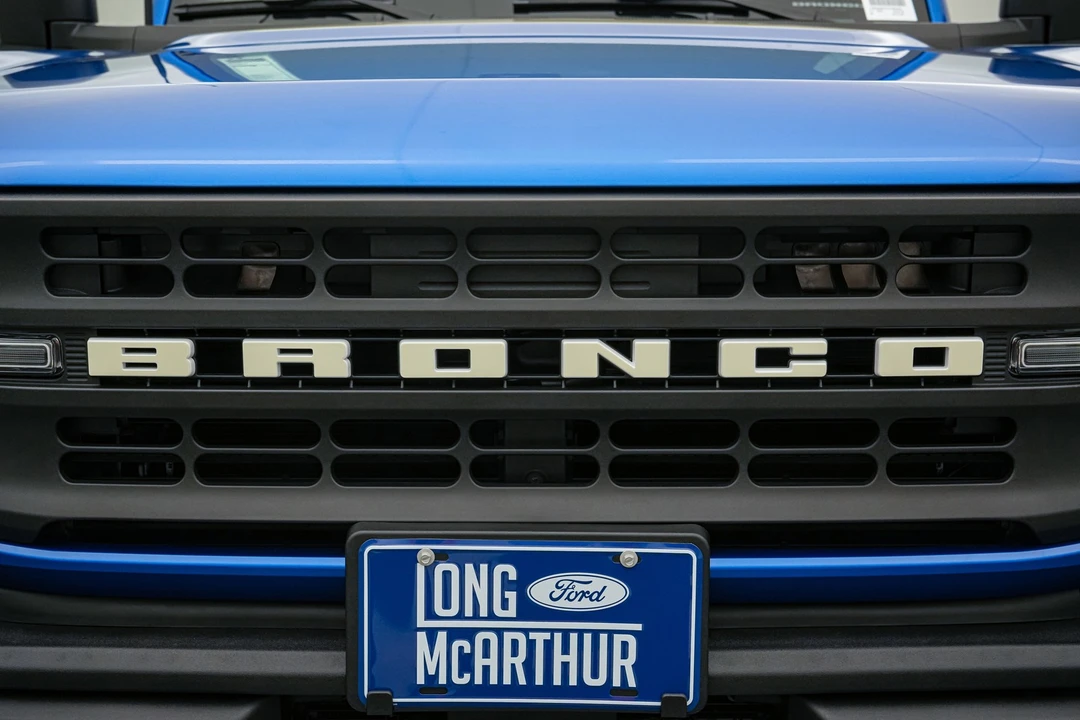 2025 Ford Bronco 6th Gen - Image 14 of 21
