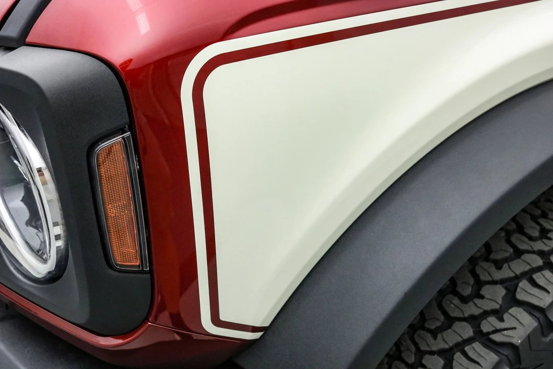 2025 Ford Bronco 6th Gen - Image 17 of 21