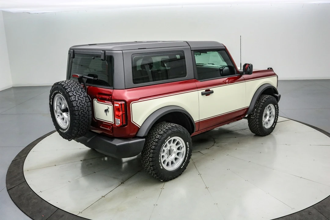 2025 Ford Bronco 6th Gen - Image 6 of 21