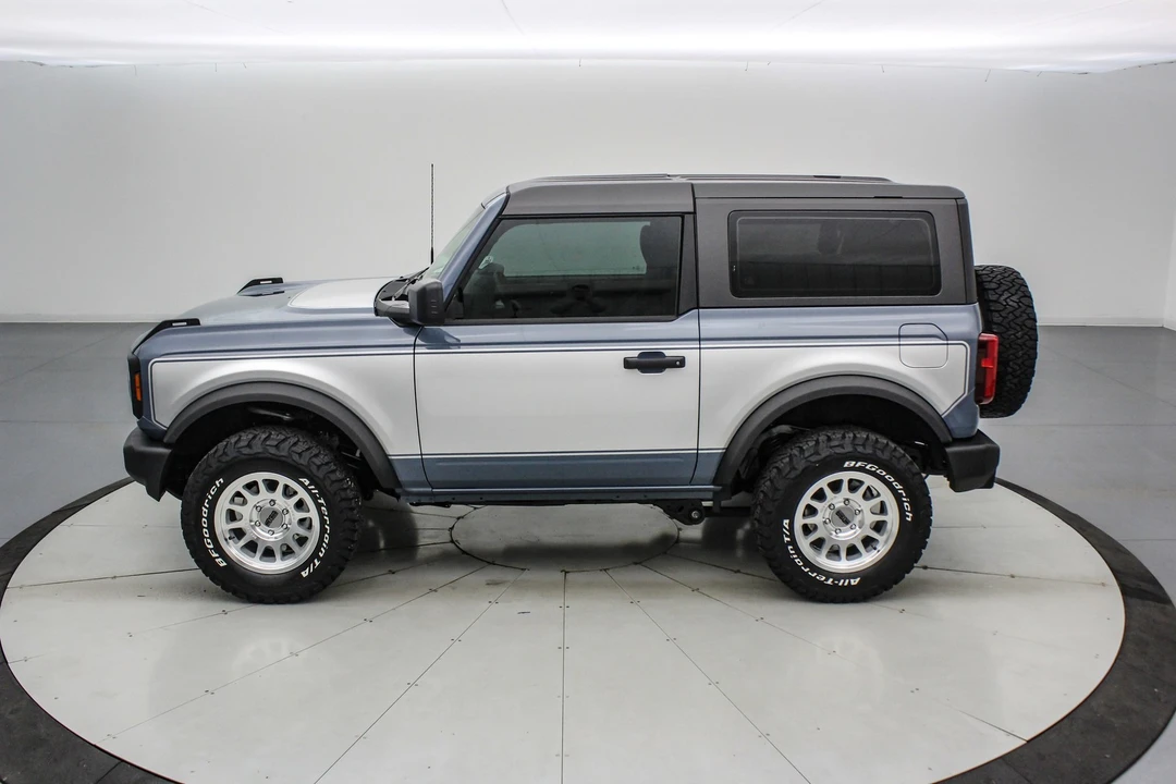 2025 Ford Bronco 6th Gen - Image 9 of 21