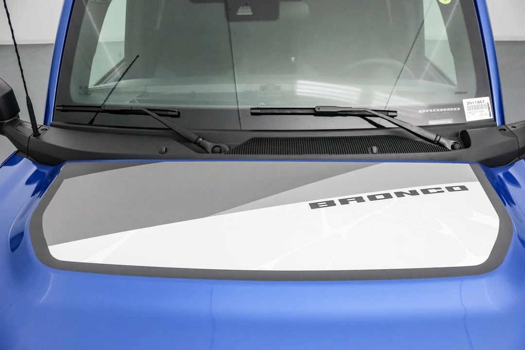 2025 Ford Bronco 6th Gen - Image 12 of 31