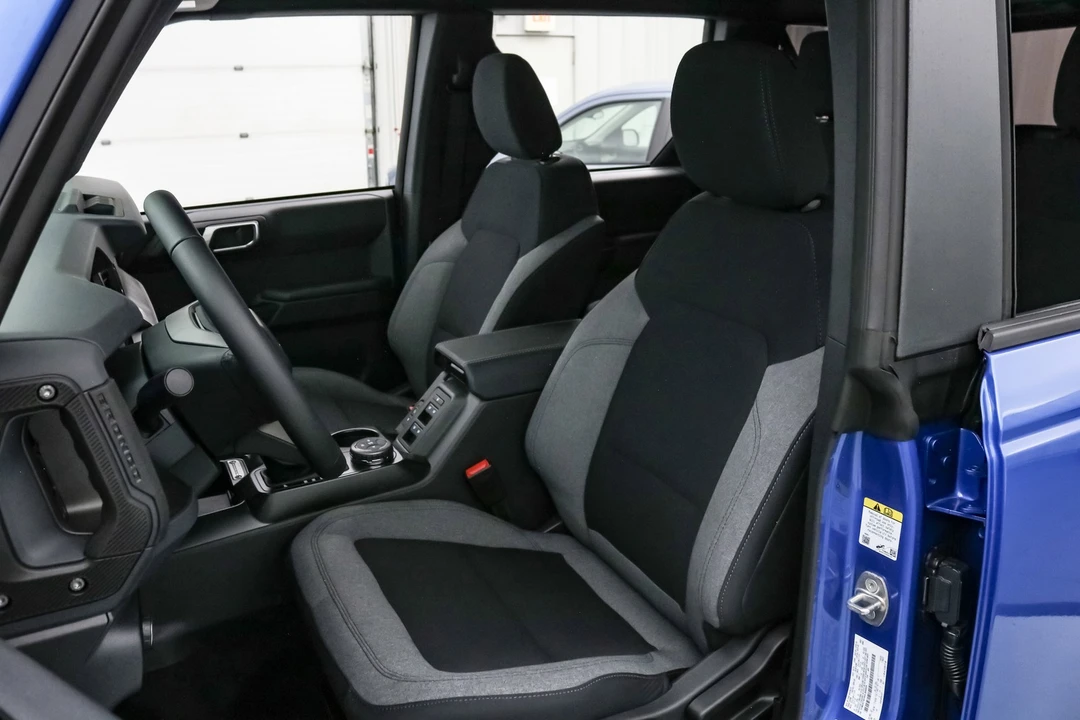 2025 Ford Bronco 6th Gen - Image 20 of 21