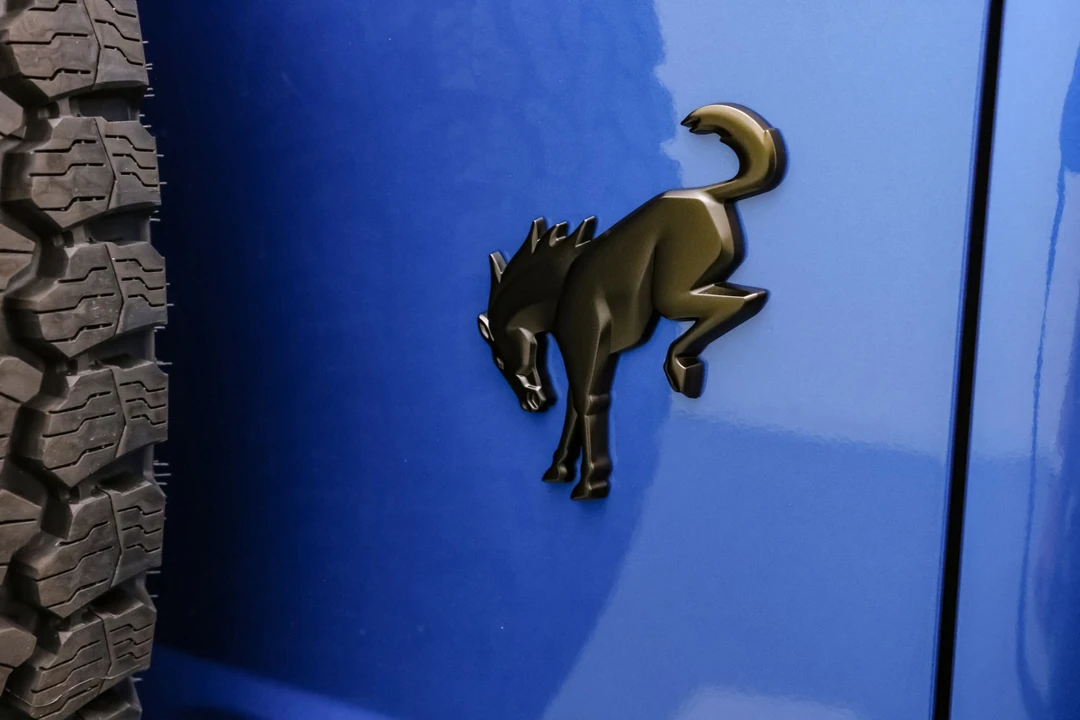 2025 Ford Bronco 6th Gen - Image 19 of 21