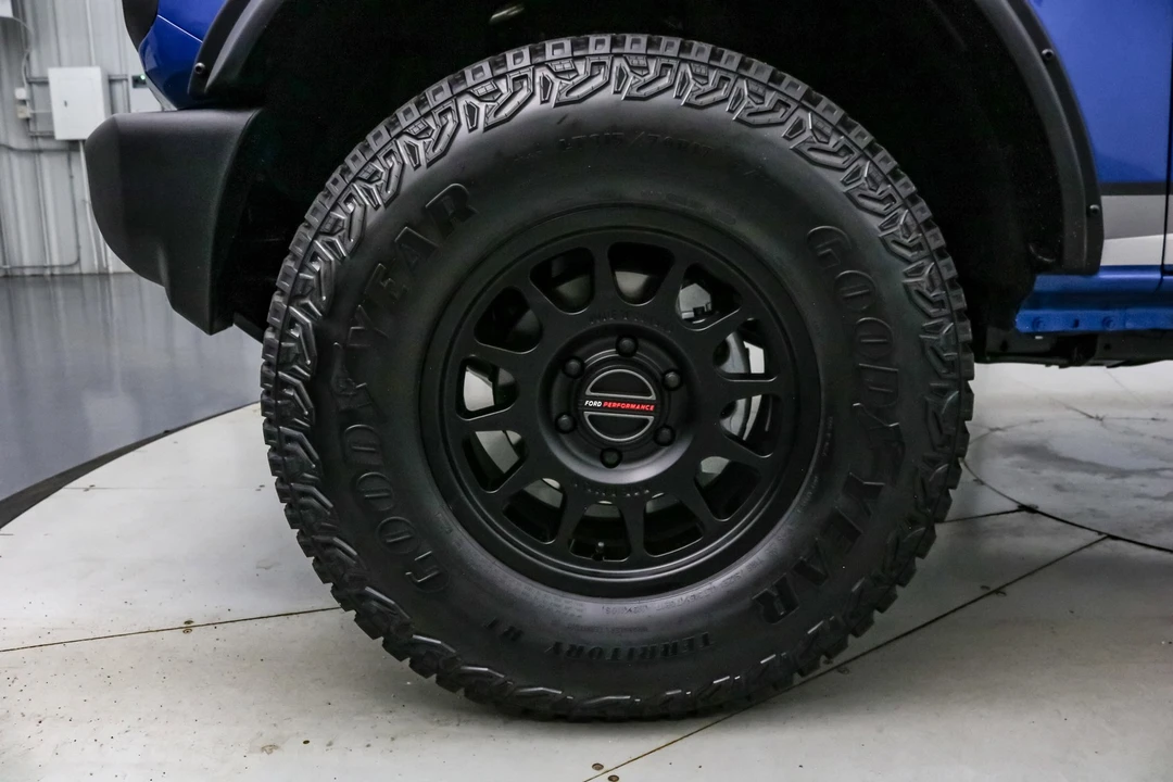 2025 Ford Bronco 6th Gen - Image 15 of 31