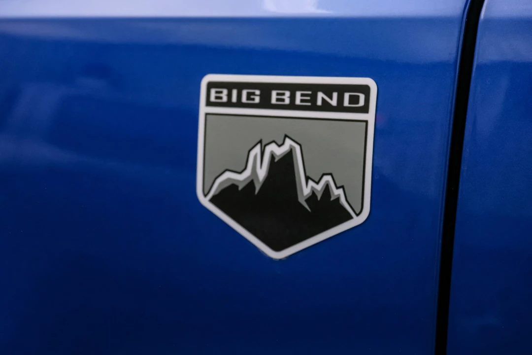 2025 Ford Bronco 6th Gen - Image 15 of 21