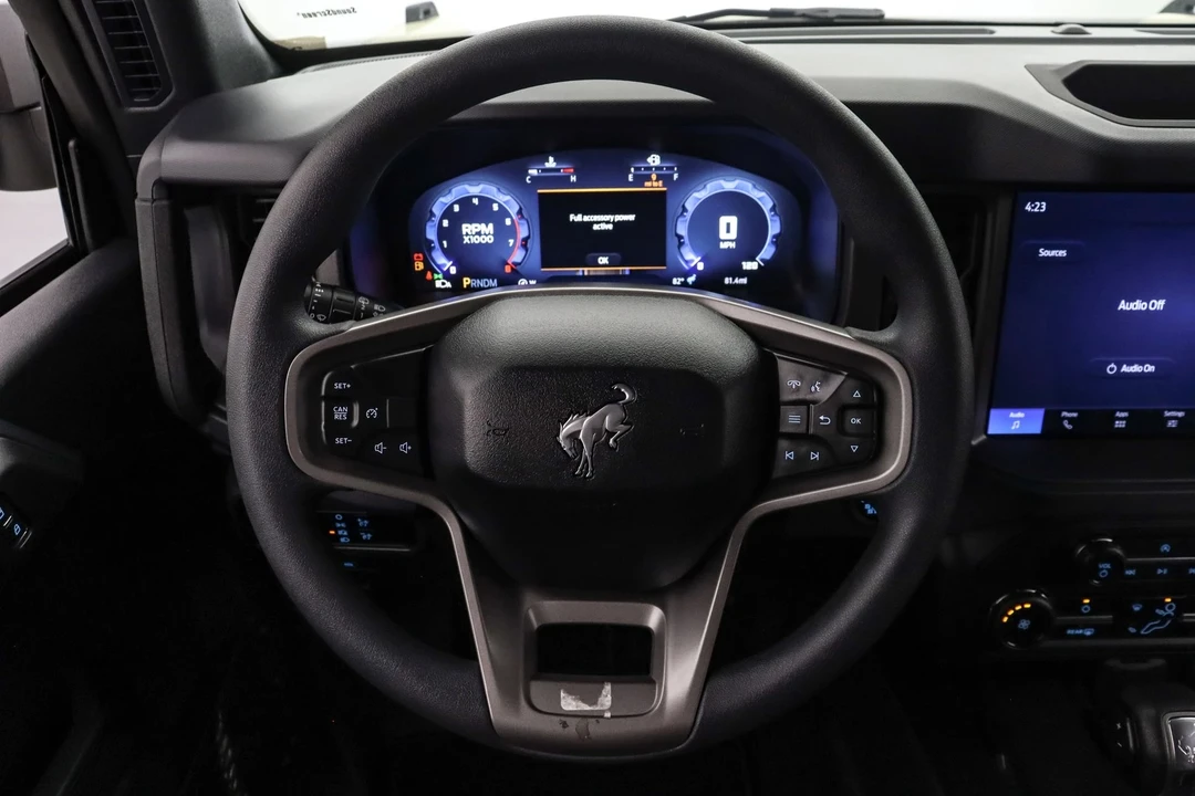 2025 Ford Bronco 6th Gen - Image 18 of 21