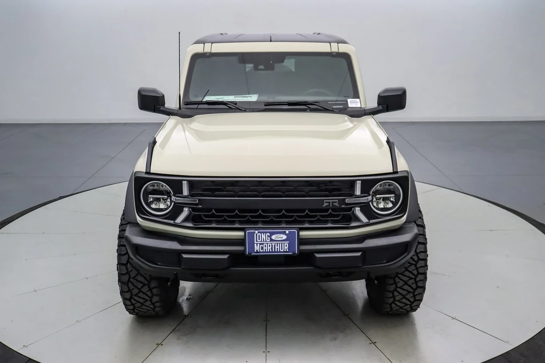 2025 Ford Bronco 6th Gen - Image 11 of 21