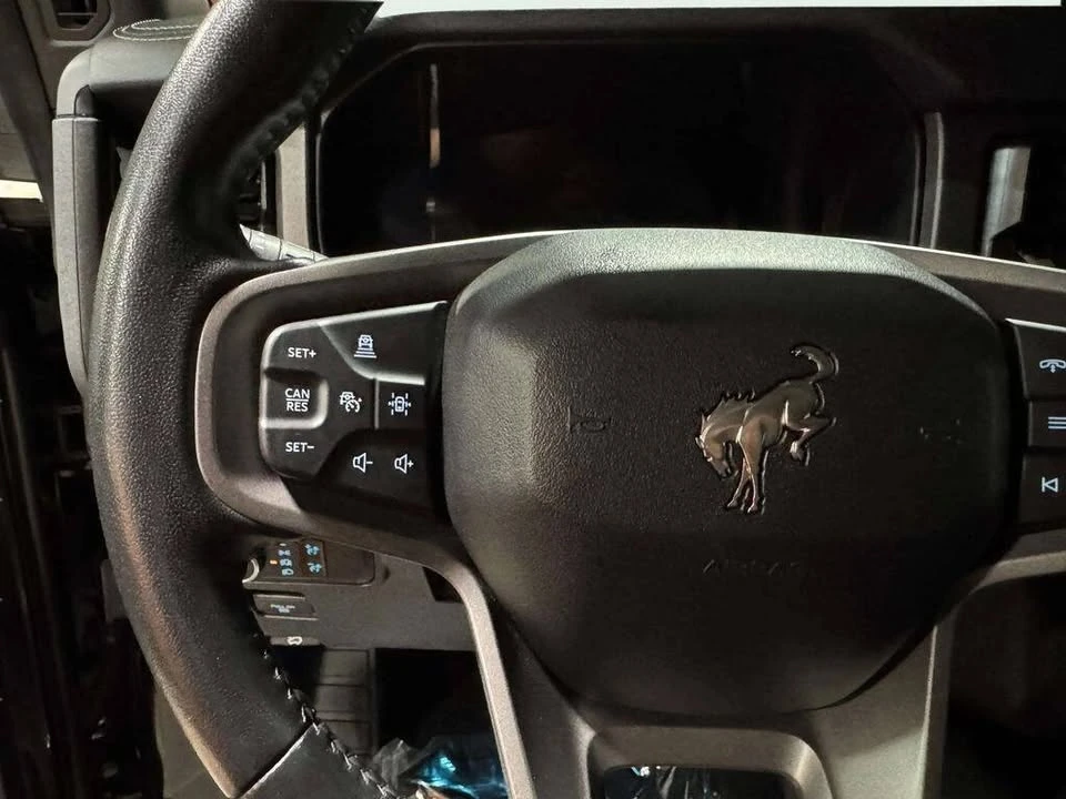 2025 Ford Bronco 6th Gen - Image 15 of 20