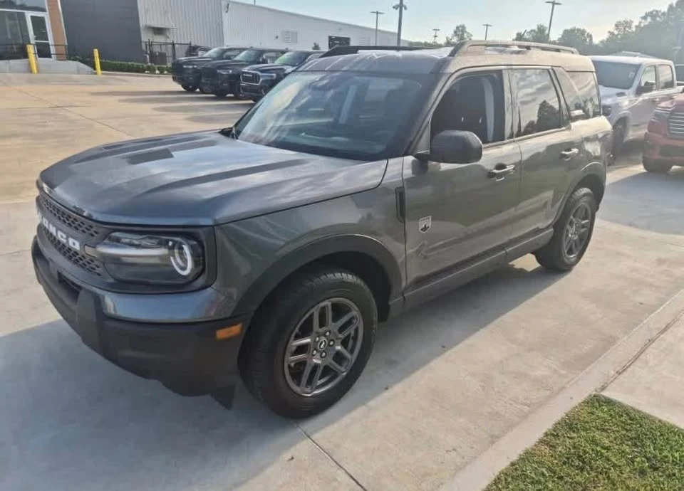 2025 Ford Bronco 6th Gen - Image 3 of 4
