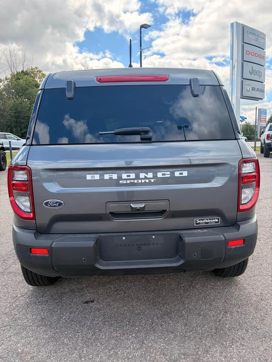 2025 Ford Bronco 6th Gen - Image 4 of 14