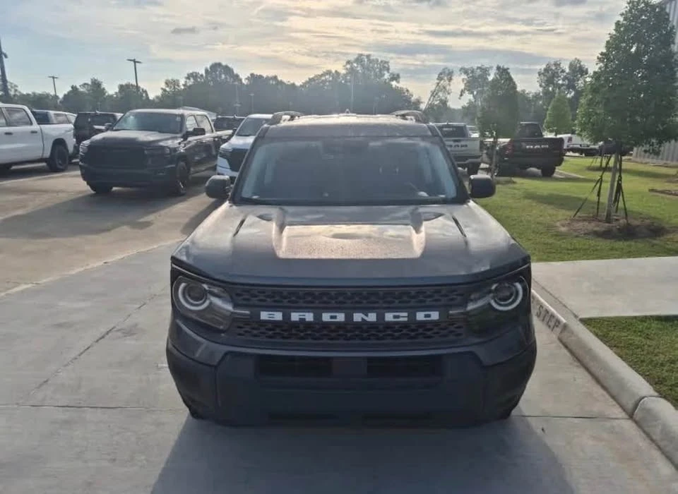 2025 Ford Bronco 6th Gen - Image 2 of 4